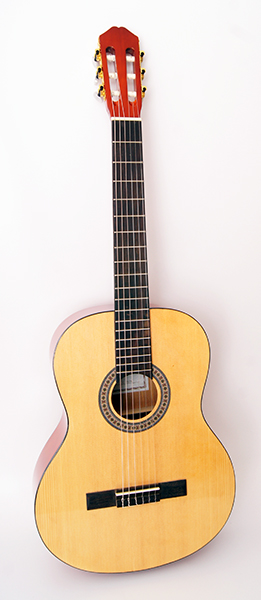 Caraya C957-N - классическая гитара