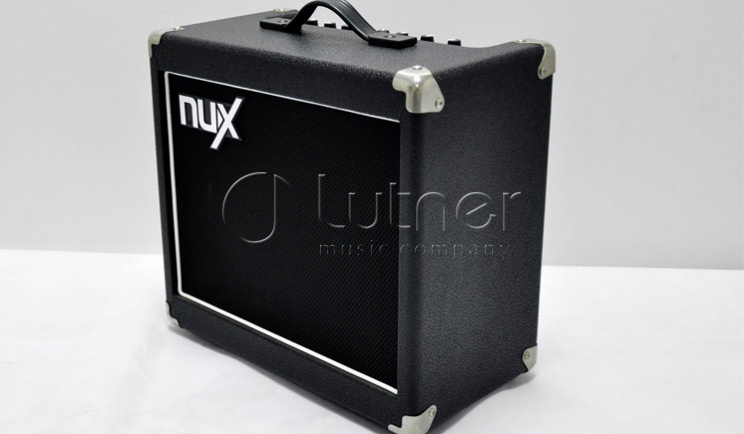 Nux Mighty-15 Цифровой гитарный комбоусилитель