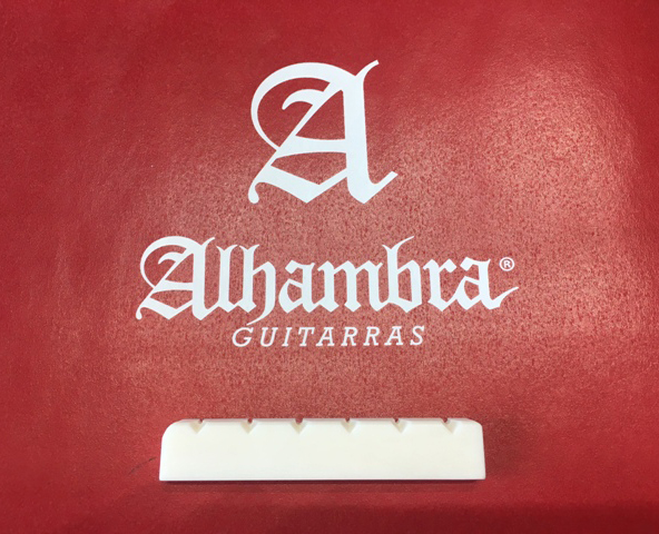Alhambra 9.657 Порожек верхний для классической гитары, кость