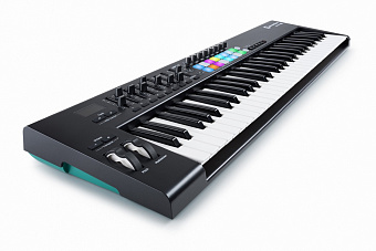 NOVATION Launchkey 61 MK2 миди-клавиатура с полноцветными пэдами