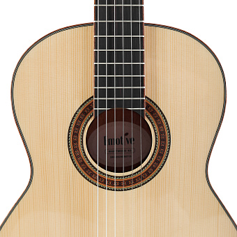 Emotive Rightwood K3 NA 4/4 - классическая гитара