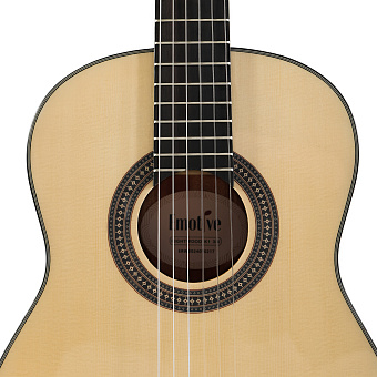 Emotive Rightwood K1 NA 3/4 - классическая гитара