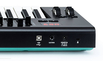 NOVATION Launchkey 61 MK2 миди-клавиатура с полноцветными пэдами
