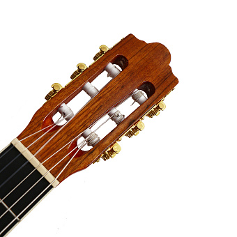 Klever KC-210 4/4 - гитара классическая