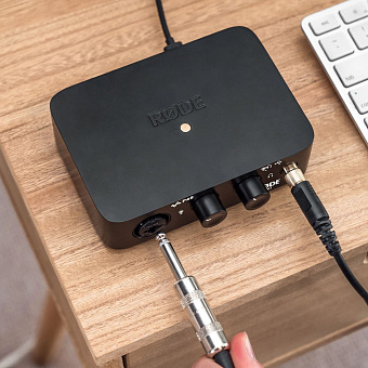 RODE AI-1 - одноканальный USB аудиоинтерфейс с комбо XLR/инструмент. входом